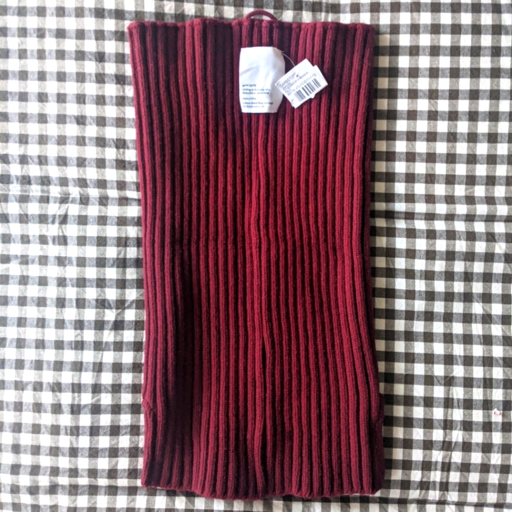 NWT ✨ Garb wool neck warmer/gaiter